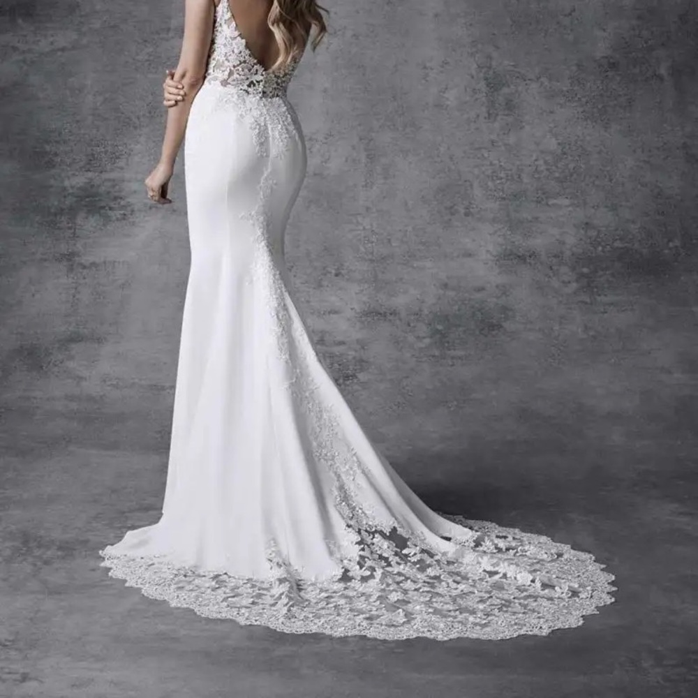 Hayden Wed2Be Wedding Dress in Ivory. US Size 6.